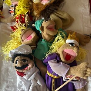 Melissa & Doug Puppet Collection - Purple, Green, White